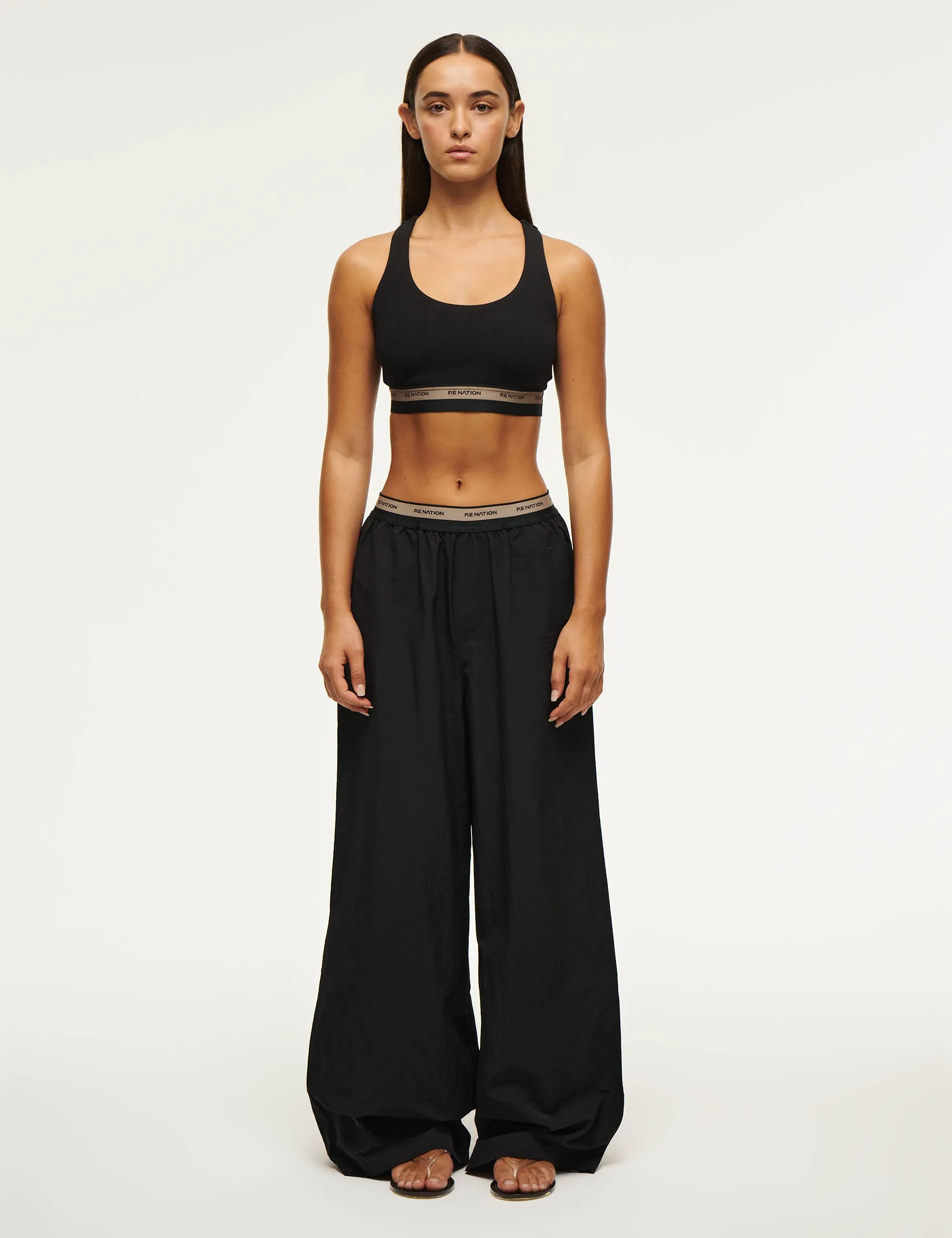 Avant Sports Bra - Black