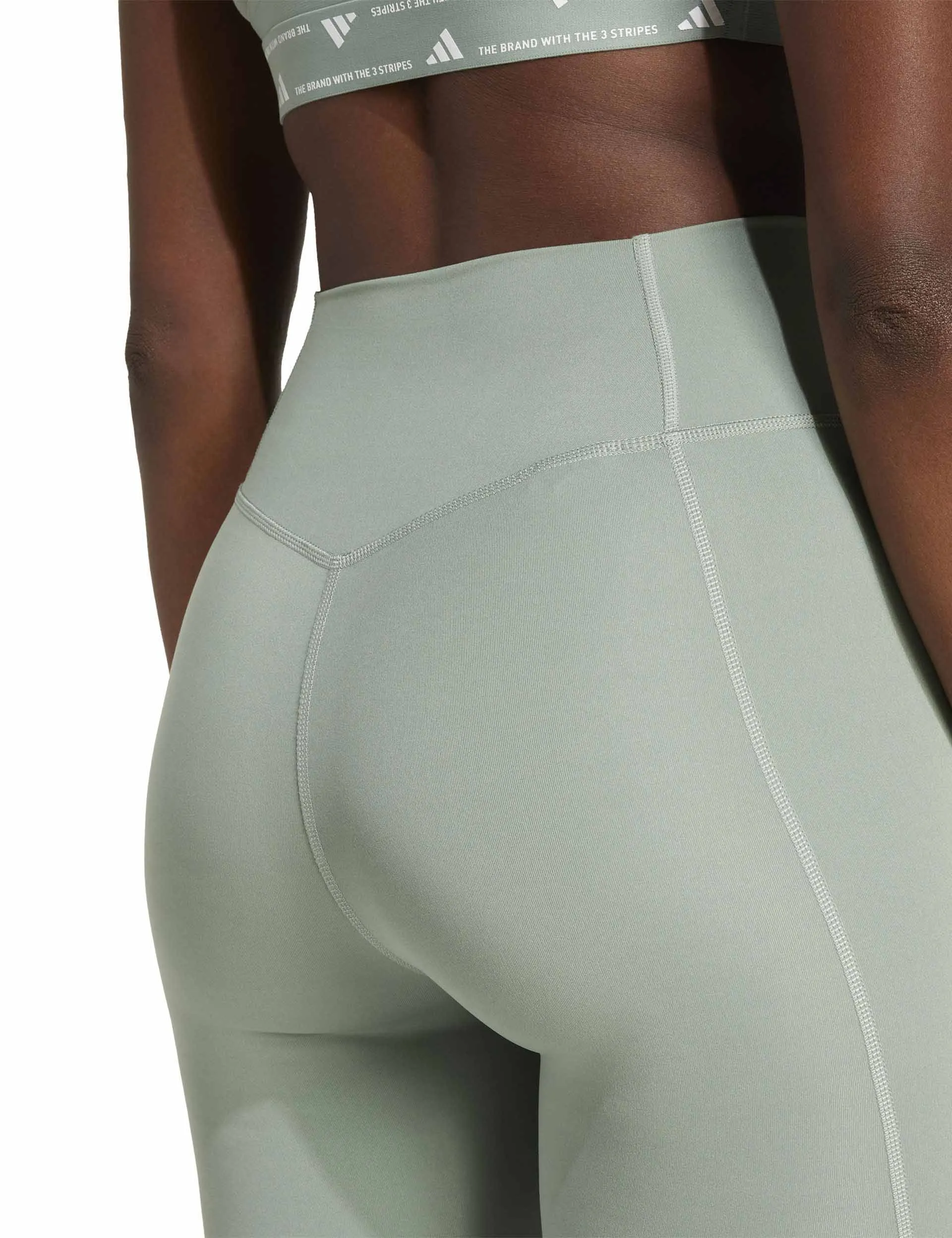 Optime Essentials Stash Pocket 7-Inch Short Leggings - Silver Green/White