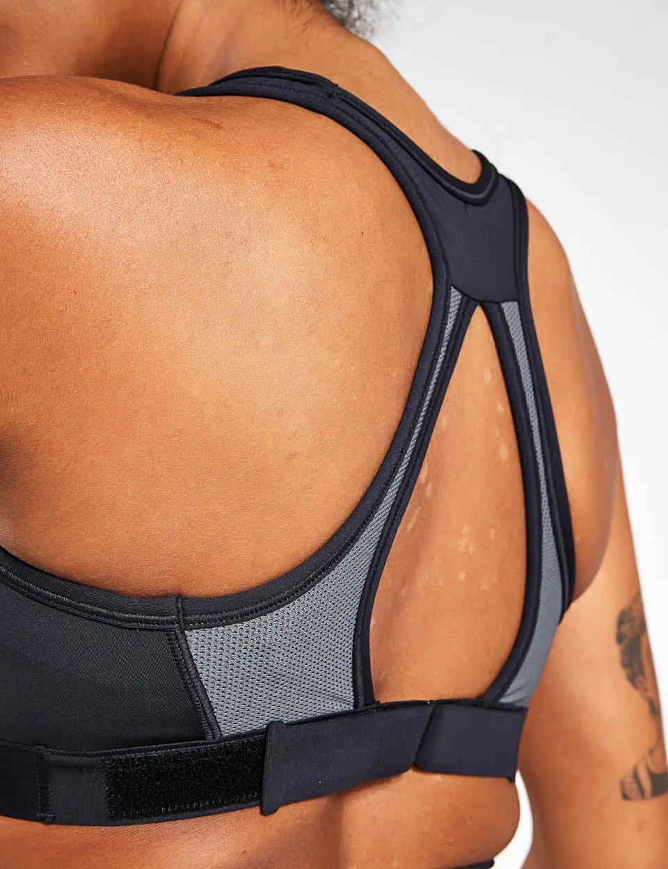 Swoosh High Support Bra - Black/Iron Grey/White